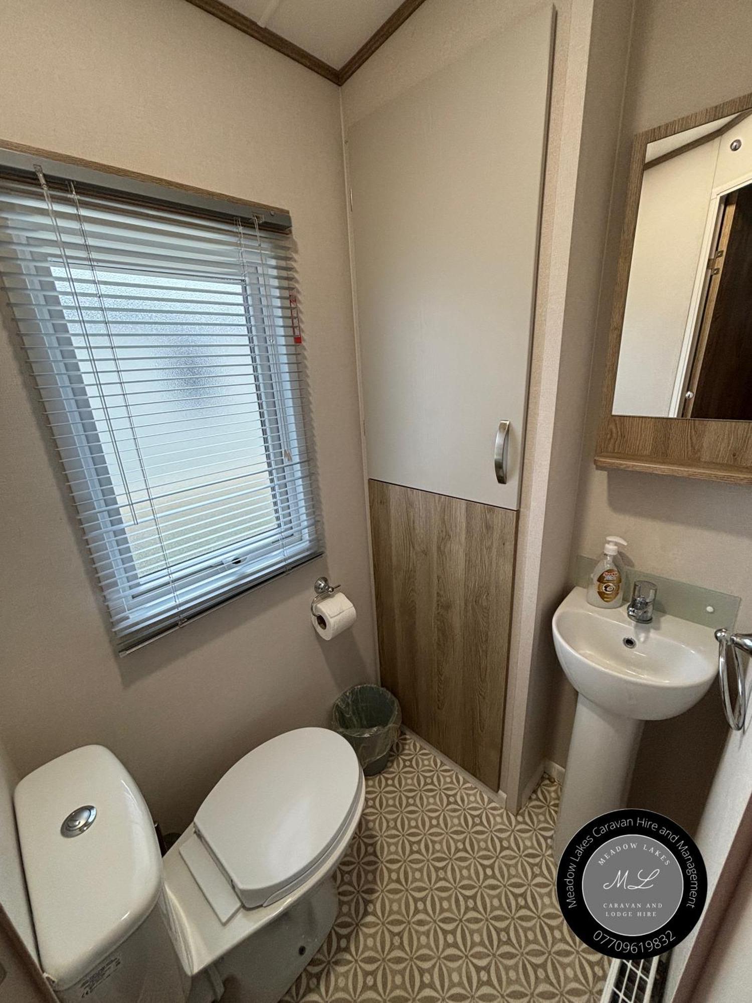 Palm Grove 182 - Pet Friendly, Wifi, Close To Beach And Clubhouse - Golden Palm Resort - Meadow Lakes Caravan & Lodge Hire Skegness Exterior foto